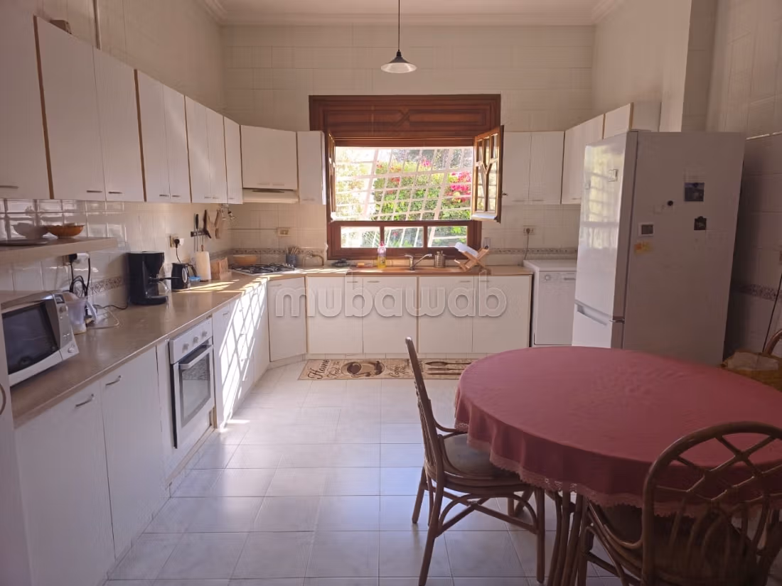 A louer villa avec vue mer et piscine non meublé