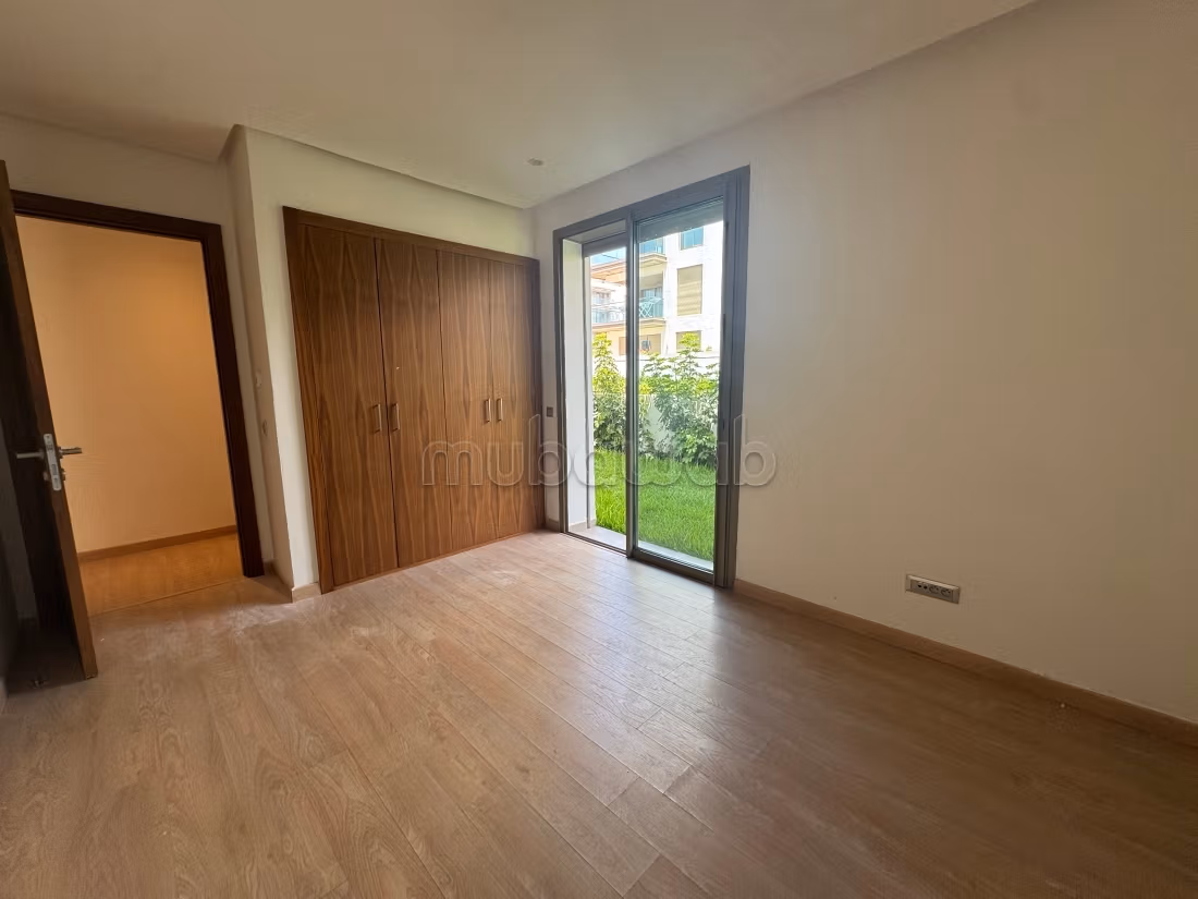 Appartement en location à Souissi, résidence avec piscine et salle de sport