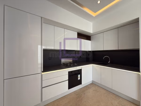 Affitto di uno splendido appartamento a Chotrana 1.1 locale. Terrazzo e garage