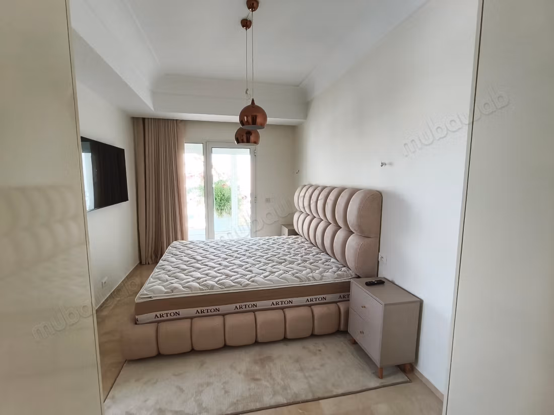 Appartamento in affitto a Les princesses. 2 camere da letto. Arredato