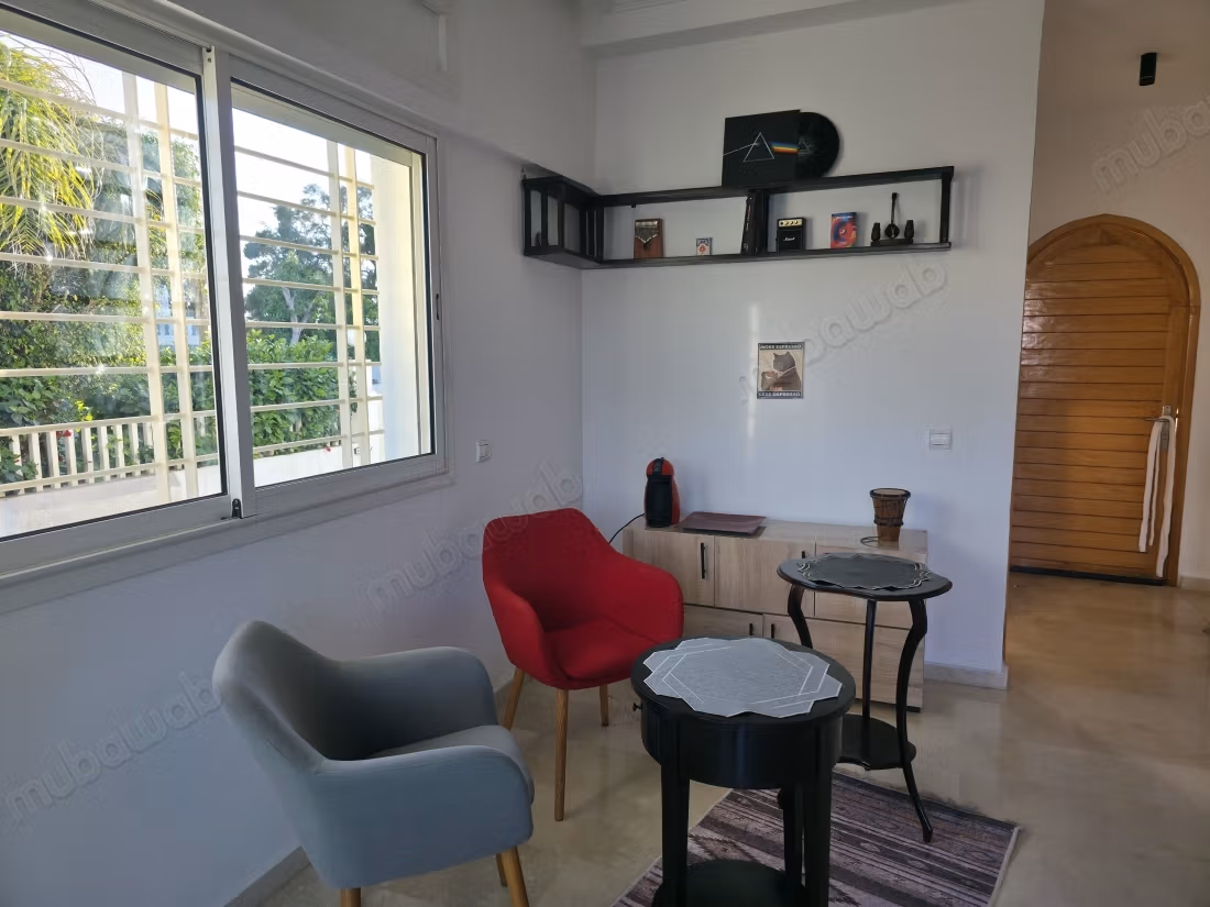 Maestosa villa in affitto a Harhoura. 3 camere. Arredato