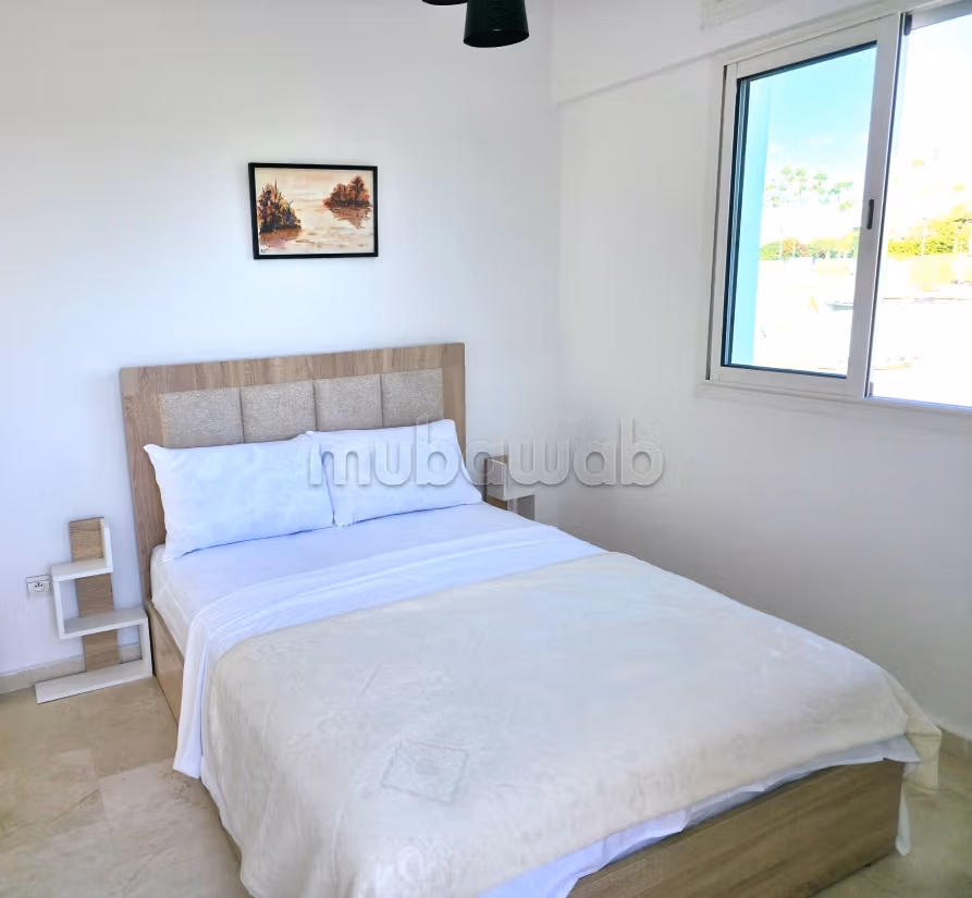 Maestosa villa in affitto a Harhoura. 3 camere. Arredato