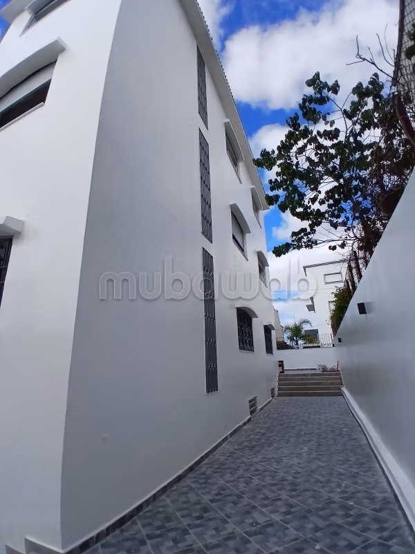 Grande Villa à Vendre 
Charf Tanger