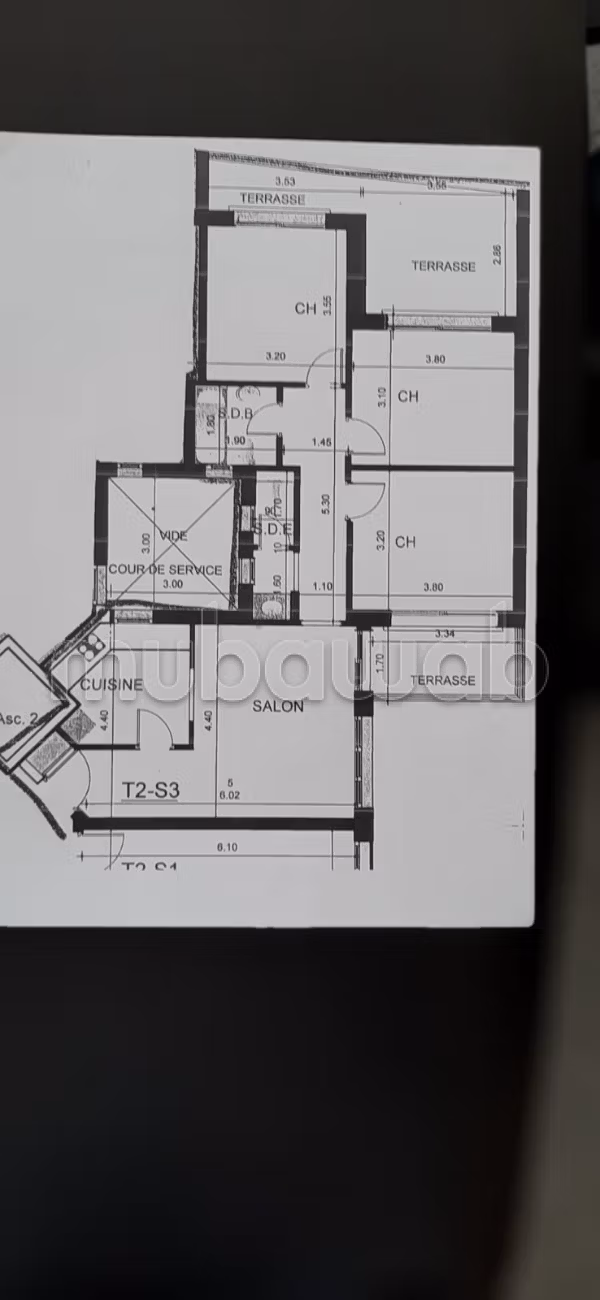 Belle appartement 3 ch 
parking 
cellier
