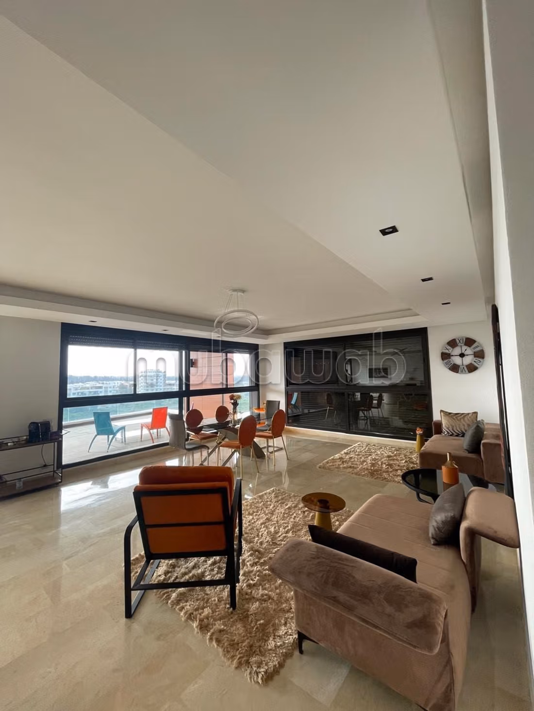 Appartement 330 m² à Souissi — 12