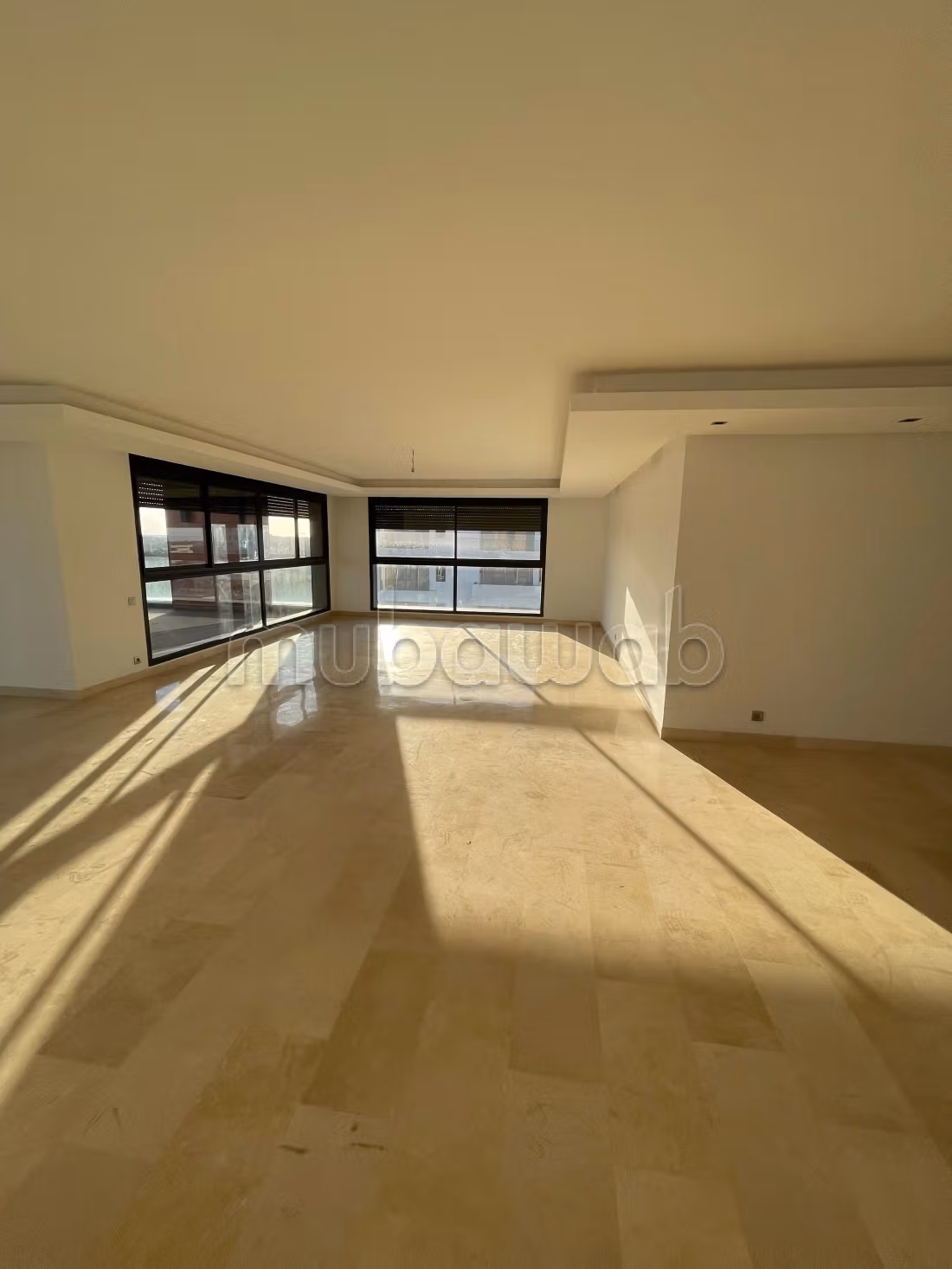 Appartement 330 m² à Souissi — 9