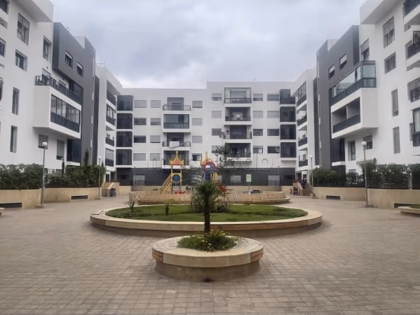 Nu kopen: appartementen in Victoria. Totale oppervlakte 150 m². Volledig gemeubileerd