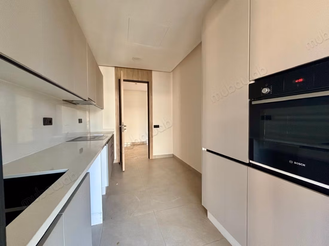 Nu te huur: appartementen in Riyad. Oppervlakte 80 m². Beveiligingssysteem en satellietschotel