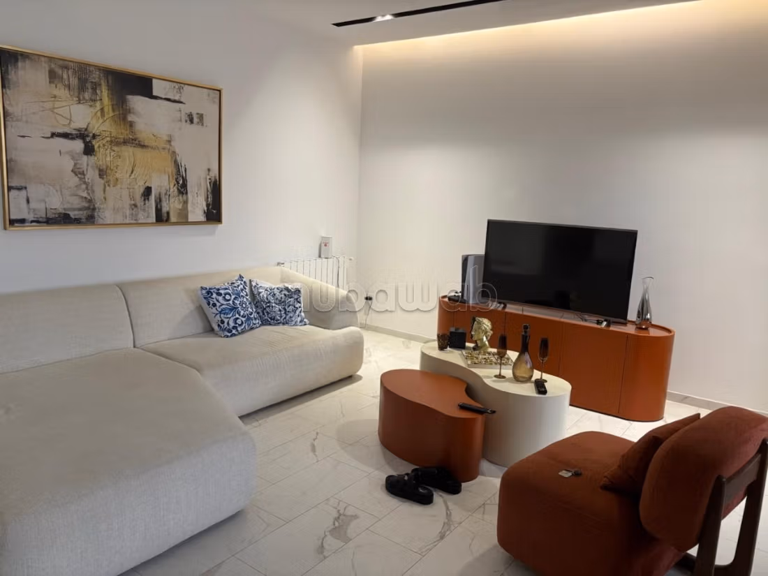 Find an apartment for rent in Les Jardins de Carthage. Large area 128 m². Caretaker available, air conditioning system