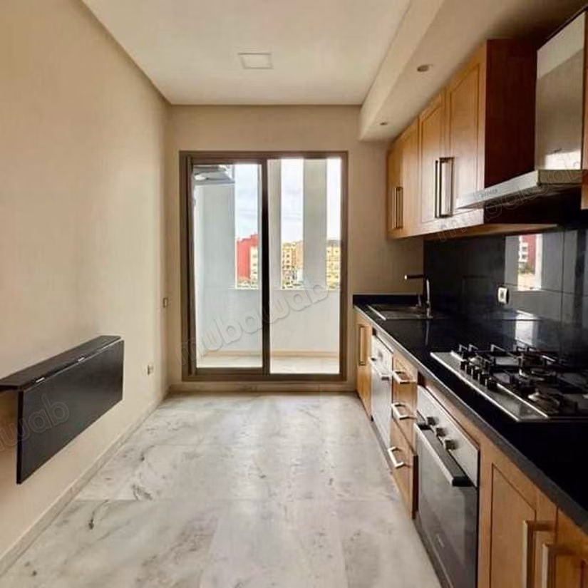 Apartment to purchase in Californie. Dimension 150 m². Lift and garage