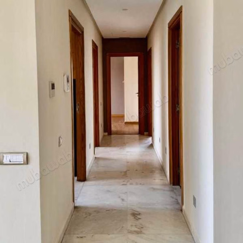 Apartment to purchase in Californie. Dimension 150 m². Lift and garage