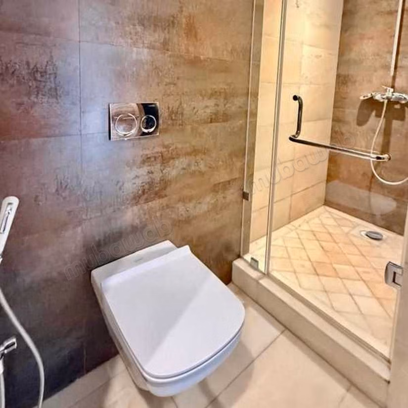 Apartment to purchase in Californie. Dimension 150 m². Lift and garage