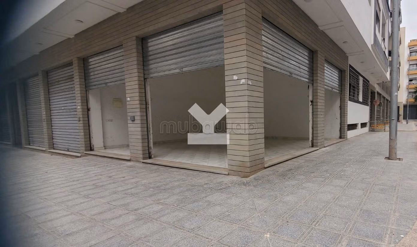 Offices & shops to rent in Aïn Sebaâ. Large area 50 m²
