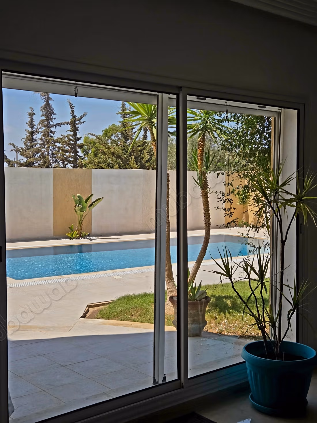 NOUVELLE photos Villa avec piscine, jardin, grand terrain
