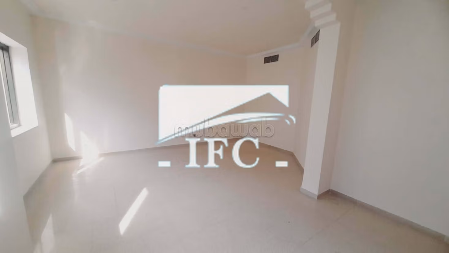 Bureau en 5 espaces 116m² Lac 1–IFCL1324