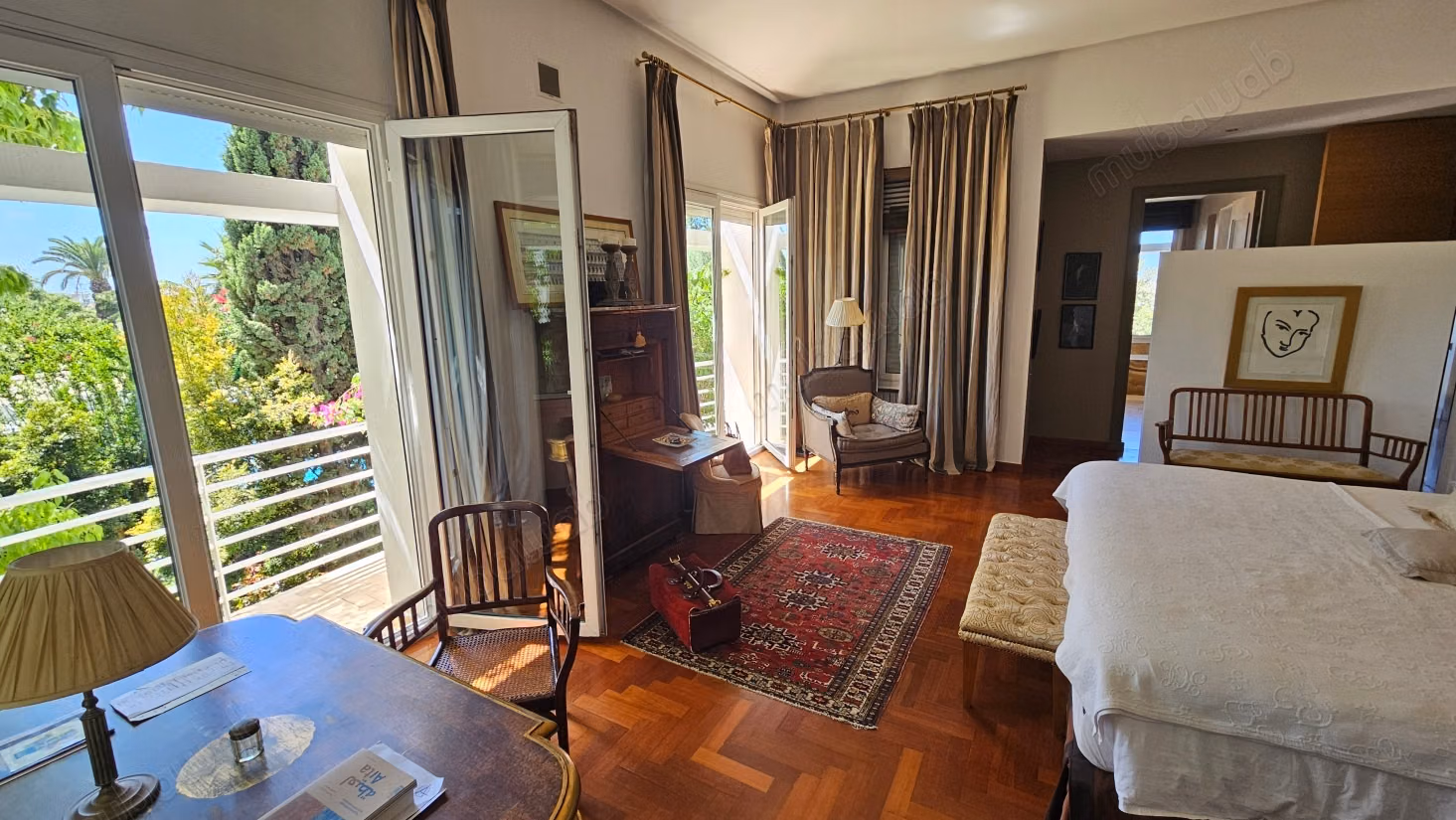 Villa premium 5CH avec beau jardin et grande piscine
