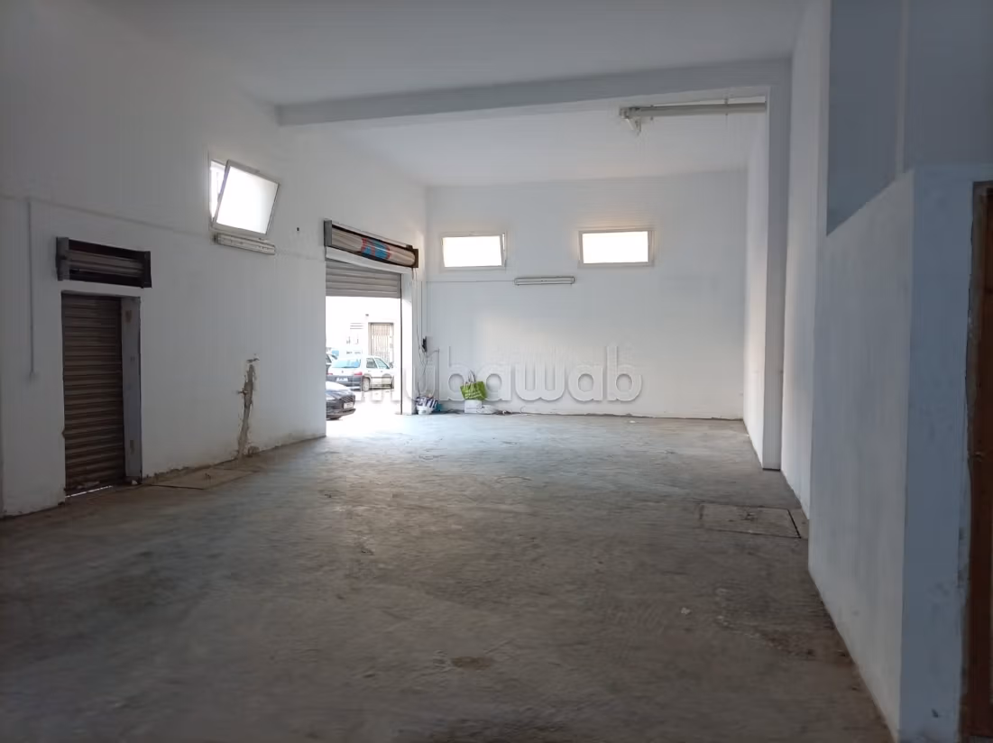Garage / Entrepôt de stockage / Local commercial
