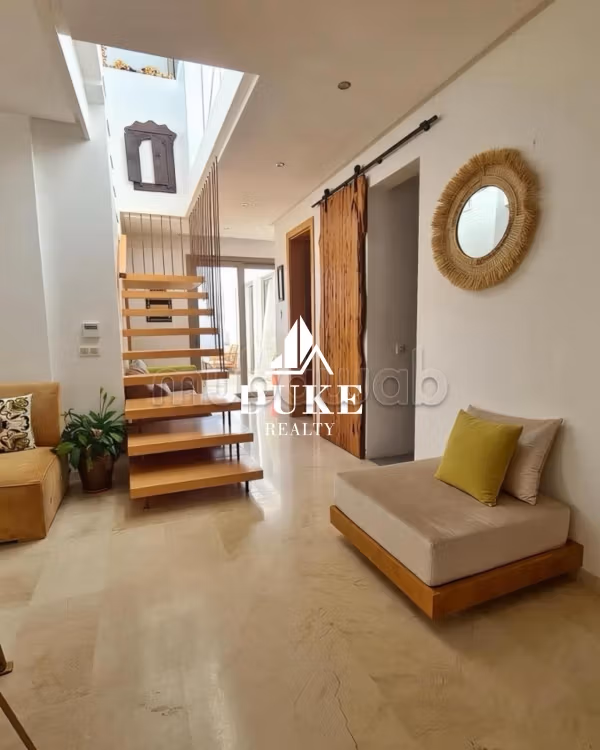 Appartamento in affitto a Souissi. Superficie di 187 m². Giardino
