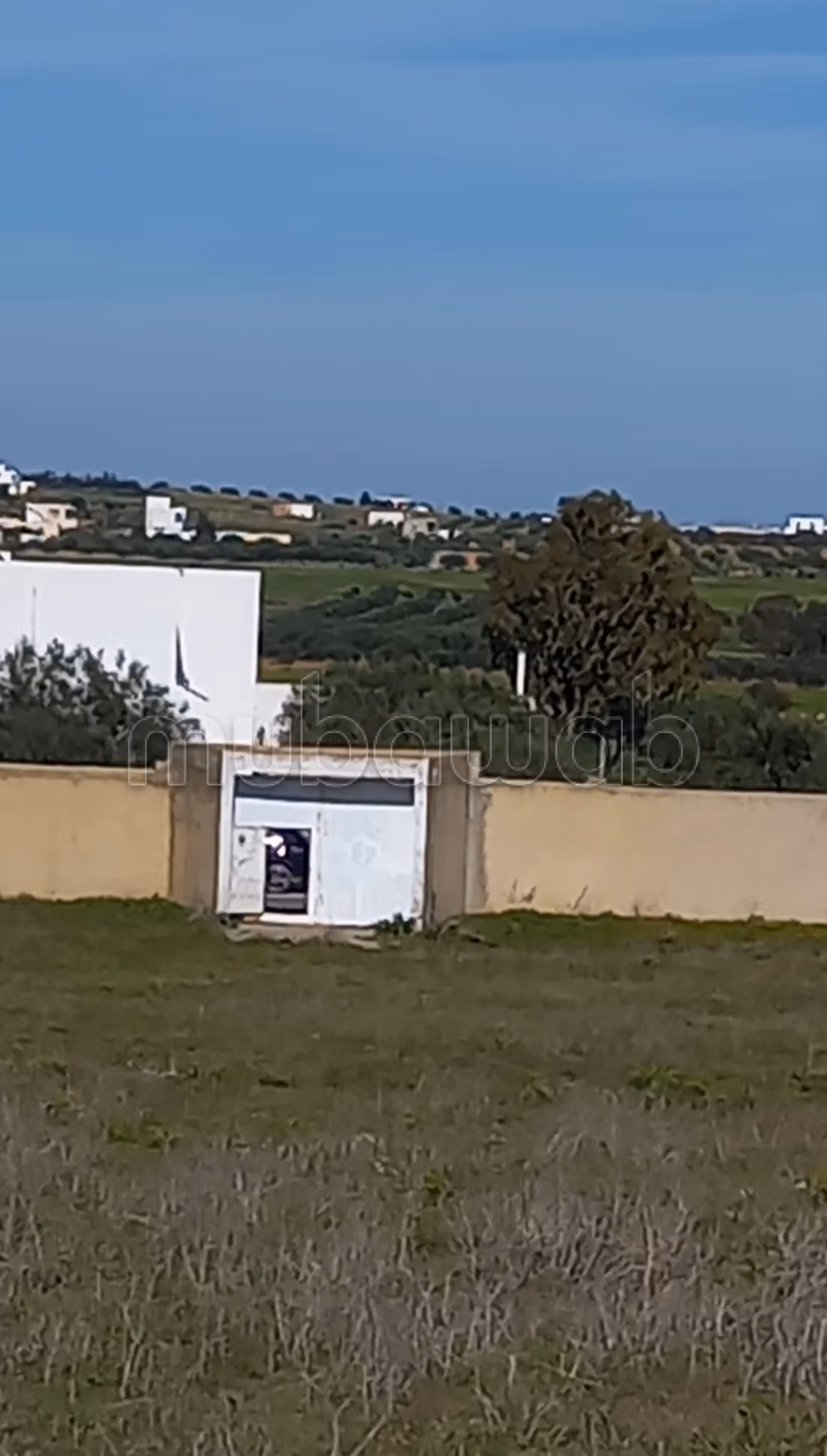 Terrain idéal pour projet immobilier ou industriel