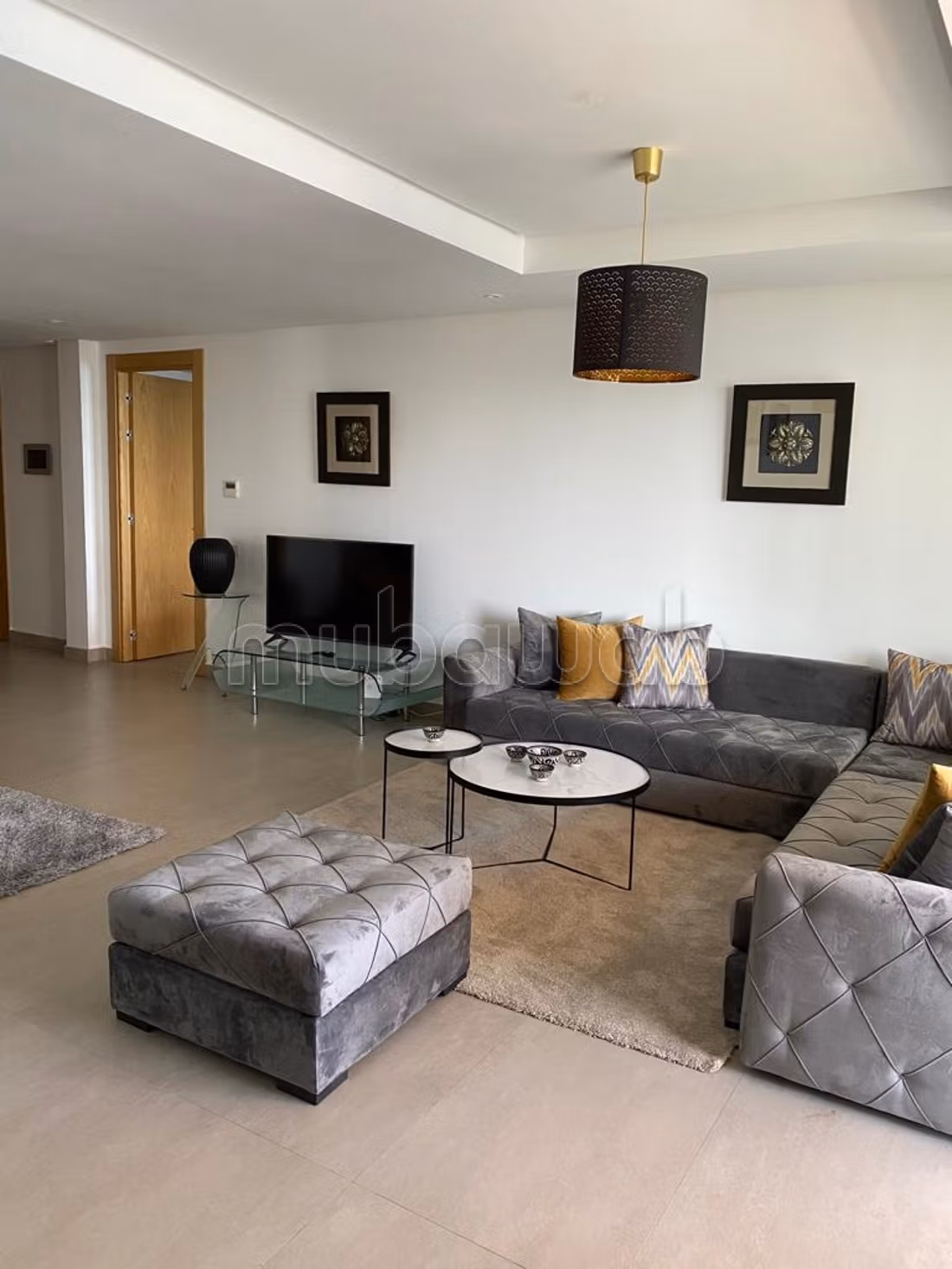 Appartement en location à Casablanca Marina. 
2 chambres. 
Meublé