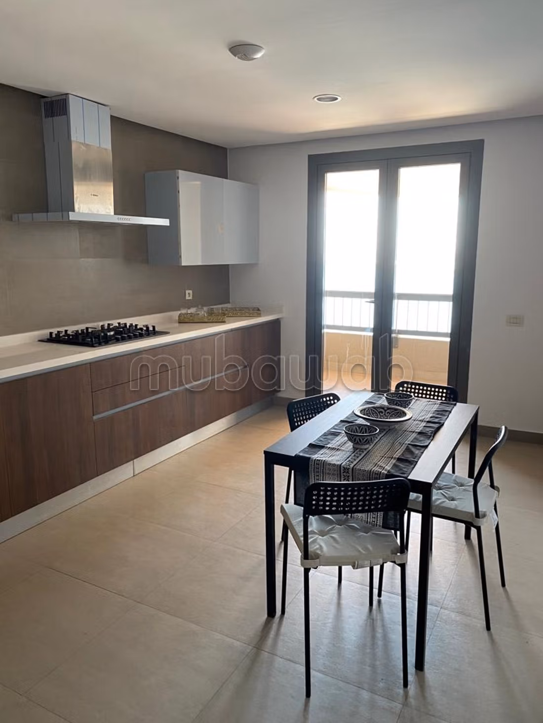 Appartement en location à Casablanca Marina. 
2 chambres. 
Meublé