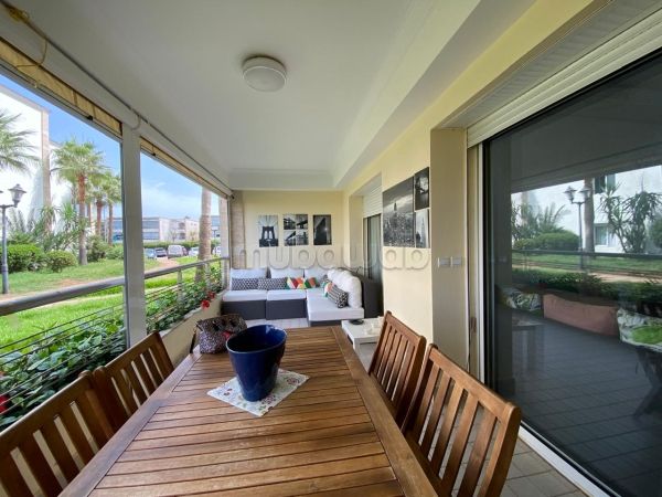 Villa's en luxe woningen om te huren. 4 Slaapkamers. Volledig gemeubileerd