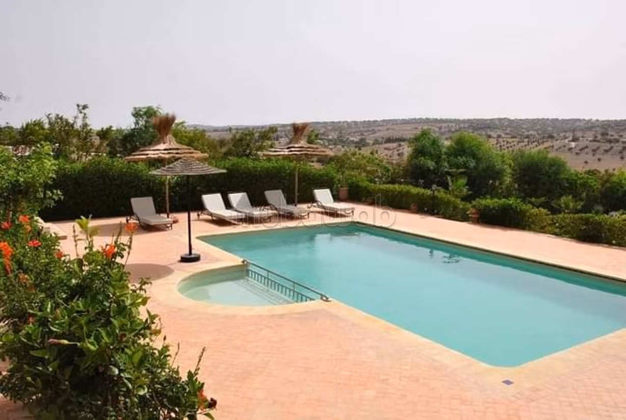 Chaleureuse villa avec piscine sans vis à vis à essaouira