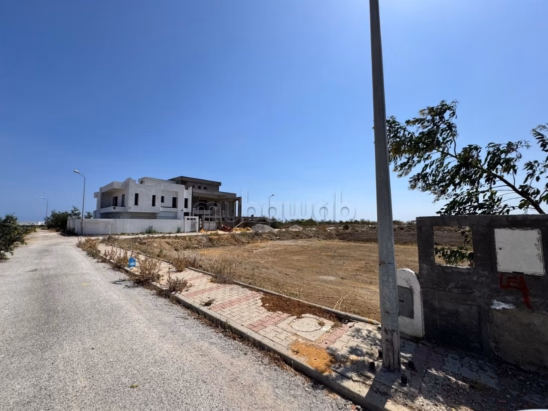 Terrain d'habitationen vente à el Mamounia de 766m²