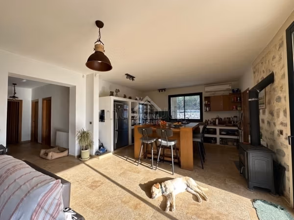 Bellissima casa in vendita. 3 locali spaziosi. Casa con piscina