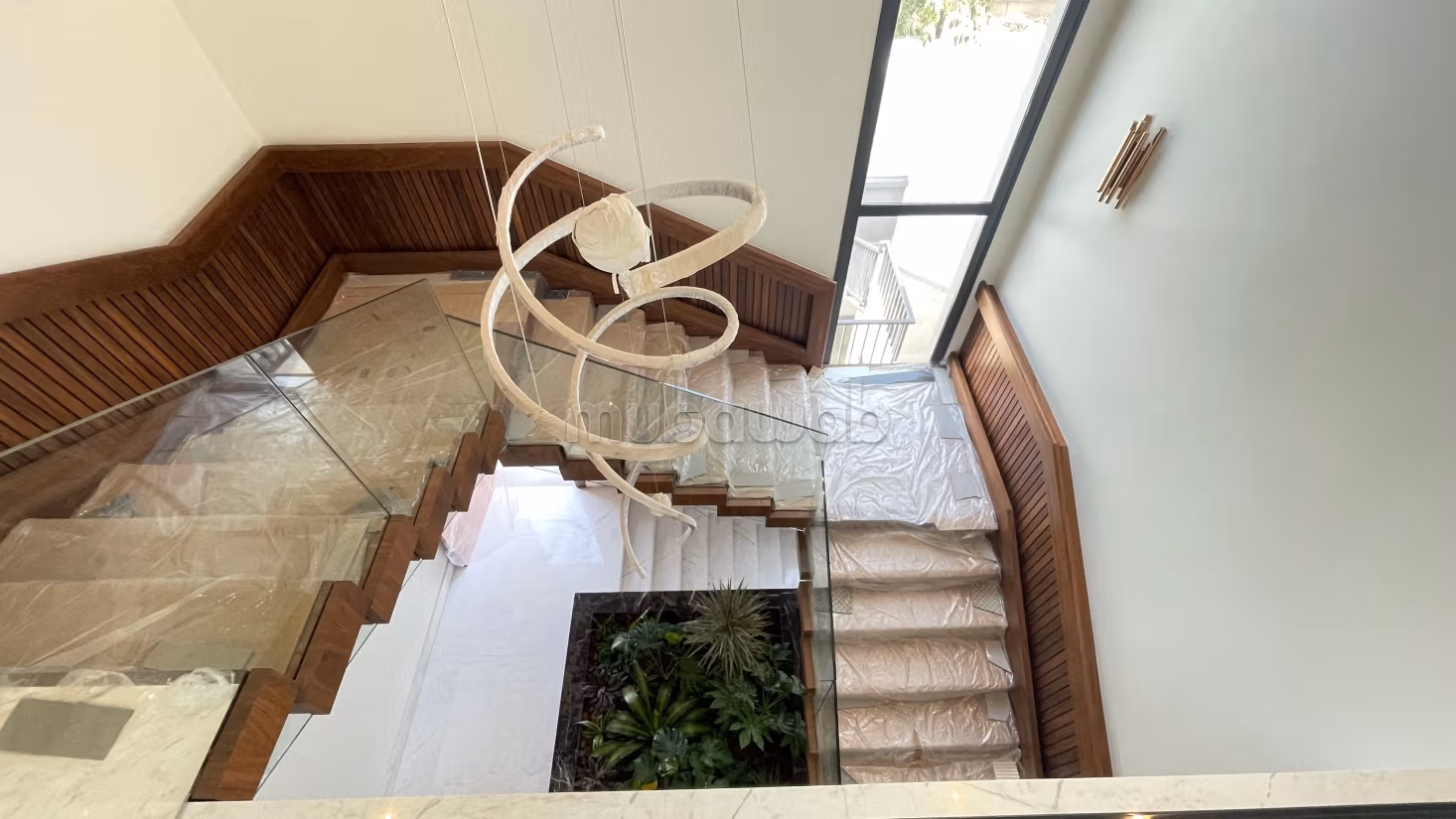 Vente villa de luxe à Souissi. 5 chambres. Fenêtres double vitrage et chauffage central