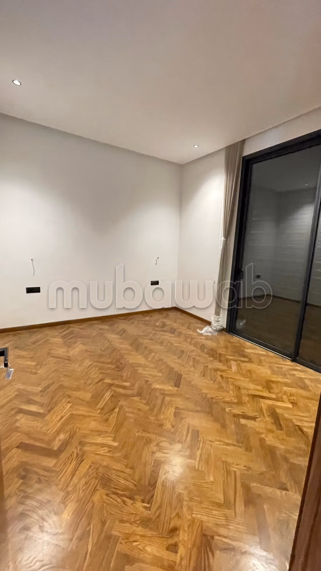 Vente villa de luxe à Souissi. 5 chambres. Fenêtres double vitrage et chauffage central