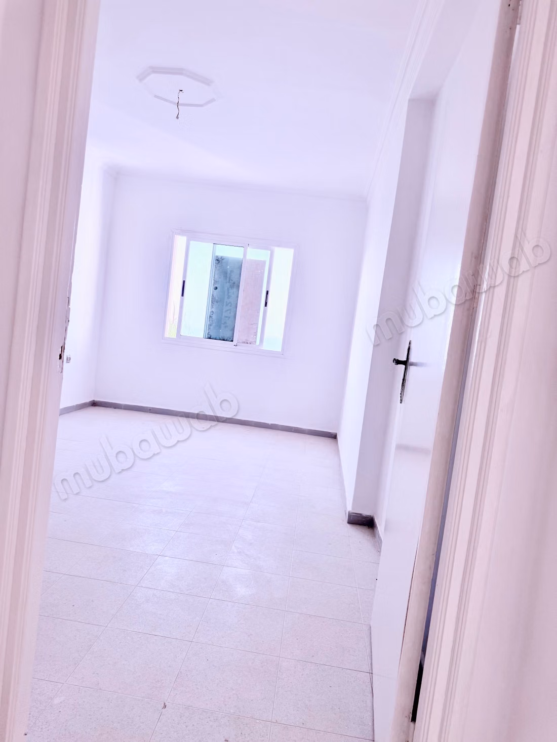 Casa en venta en Manar. 5 habitaciones. Salón marroquí amueblado, residencia cerrada