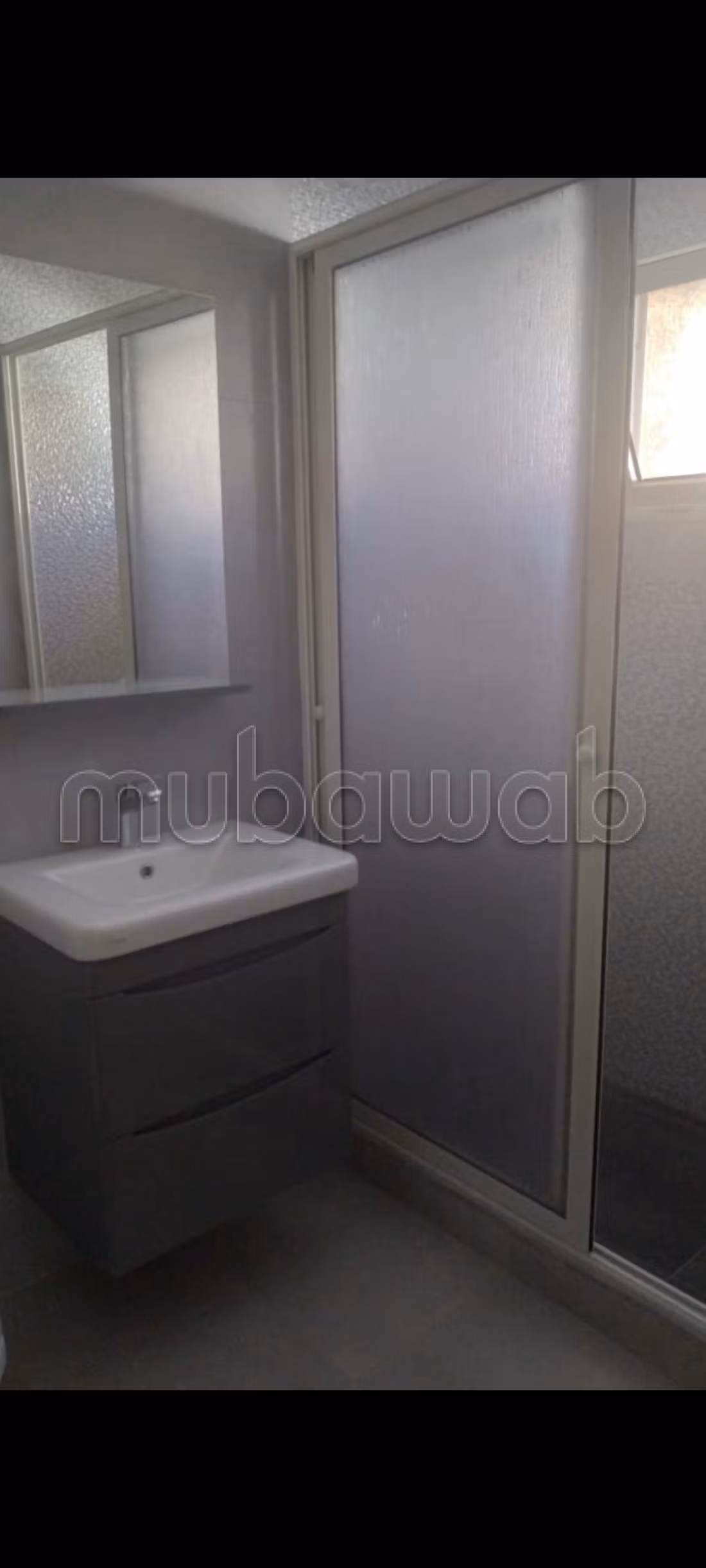 Piso en alquiler en Haut Agdal. 3 dormitorios. Aparcamiento y balcón