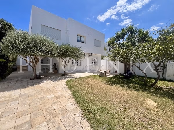 Appartement S2 meublé avec jardin à La Marsa