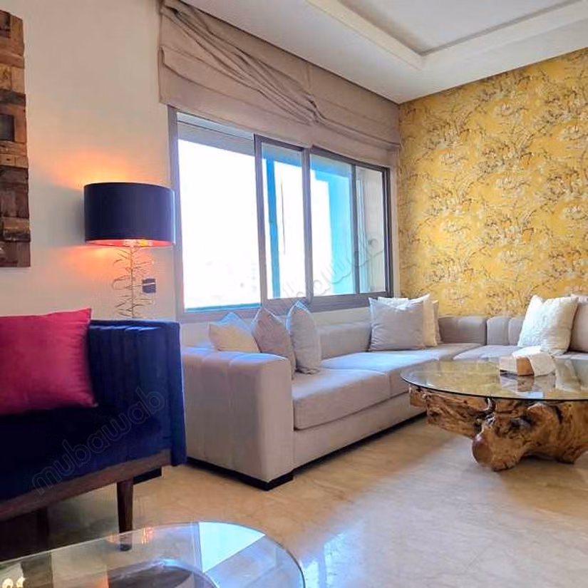 Apartment to purchase in Maârif Extension. 5 large living areas. Lift and garage