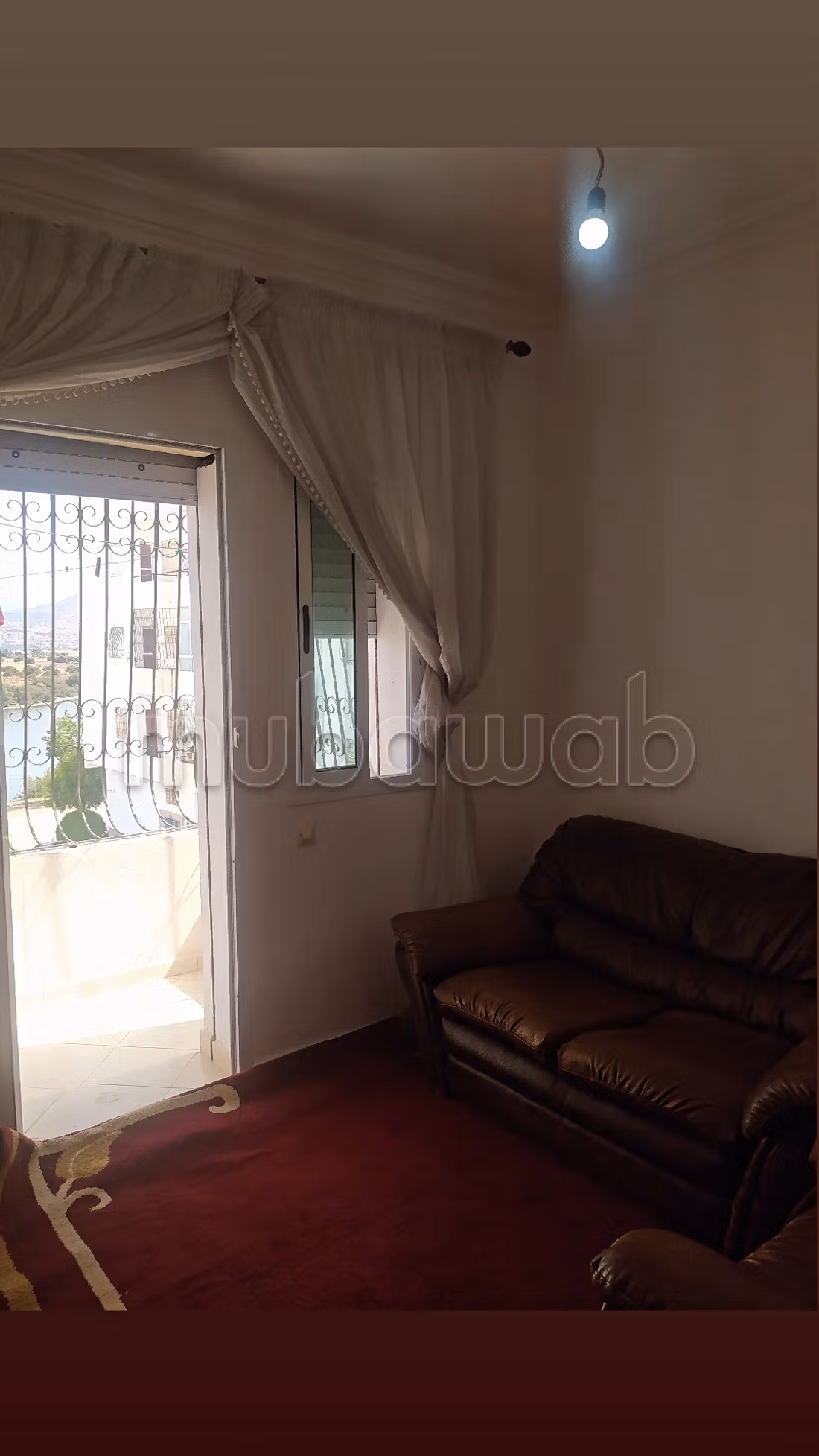 House to buy. 4 rooms. General satellite dish system, On site security