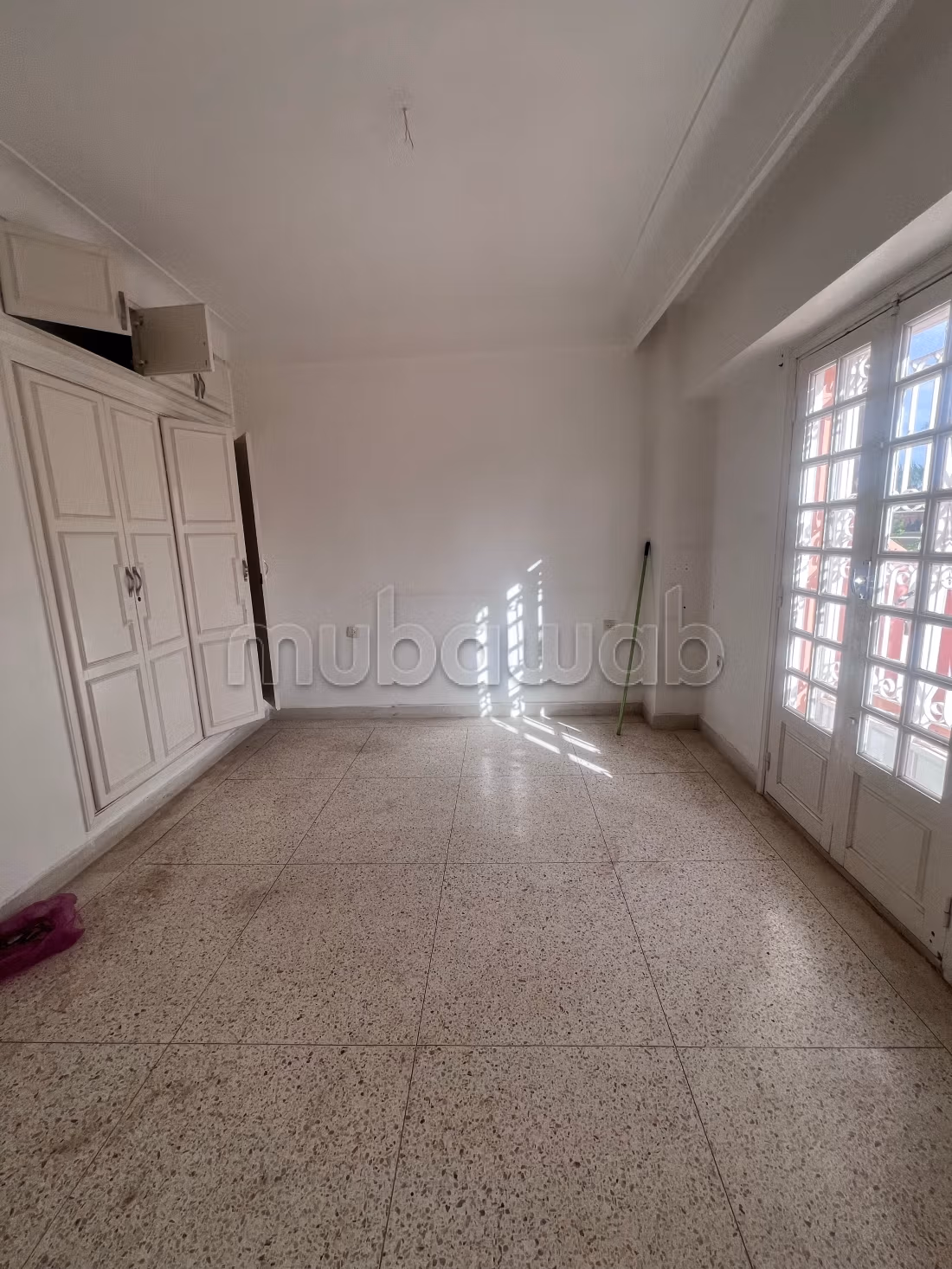 Location villa de luxe à Hay Targa. Superficie 200 m². Système de parabole et résidence sécurisée
