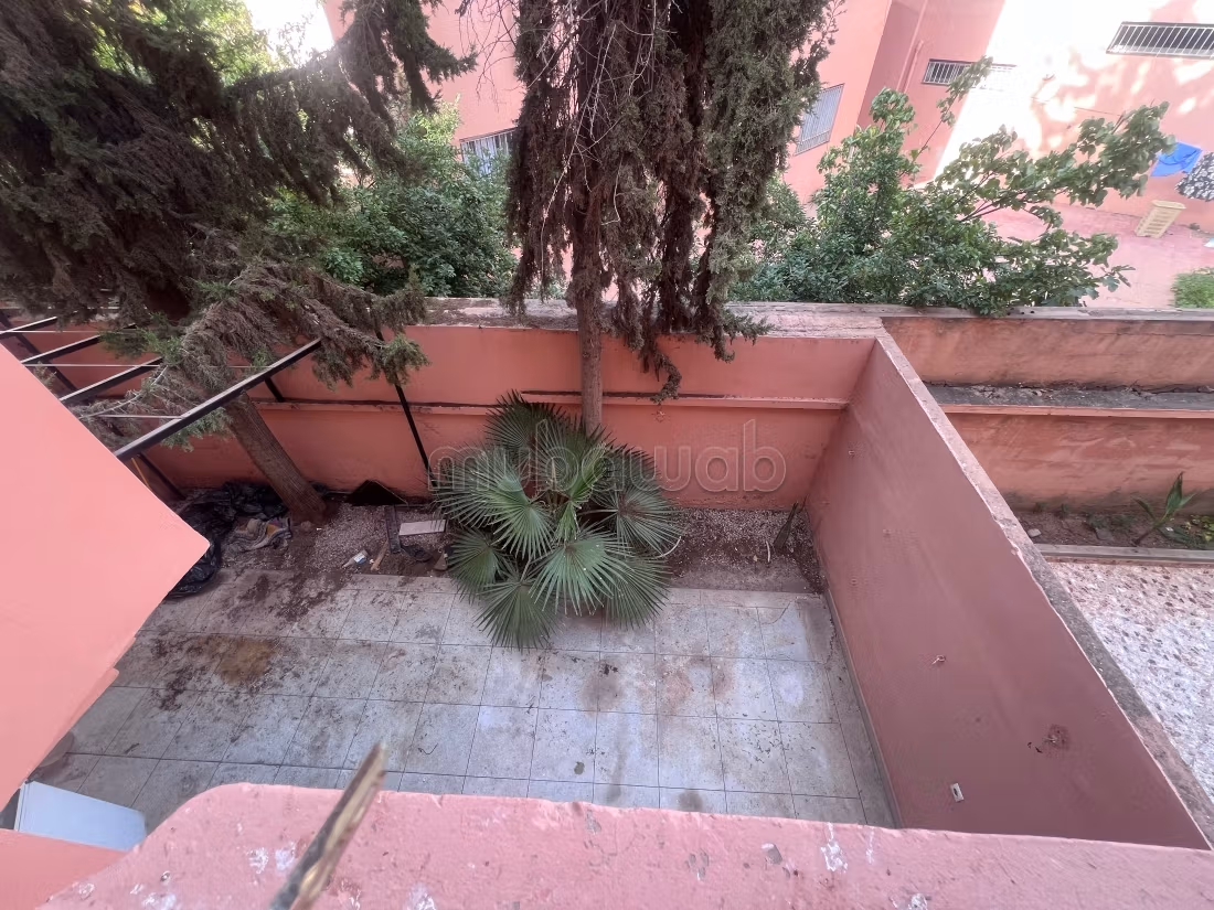 Location villa de luxe à Hay Targa. Superficie 200 m². Système de parabole et résidence sécurisée