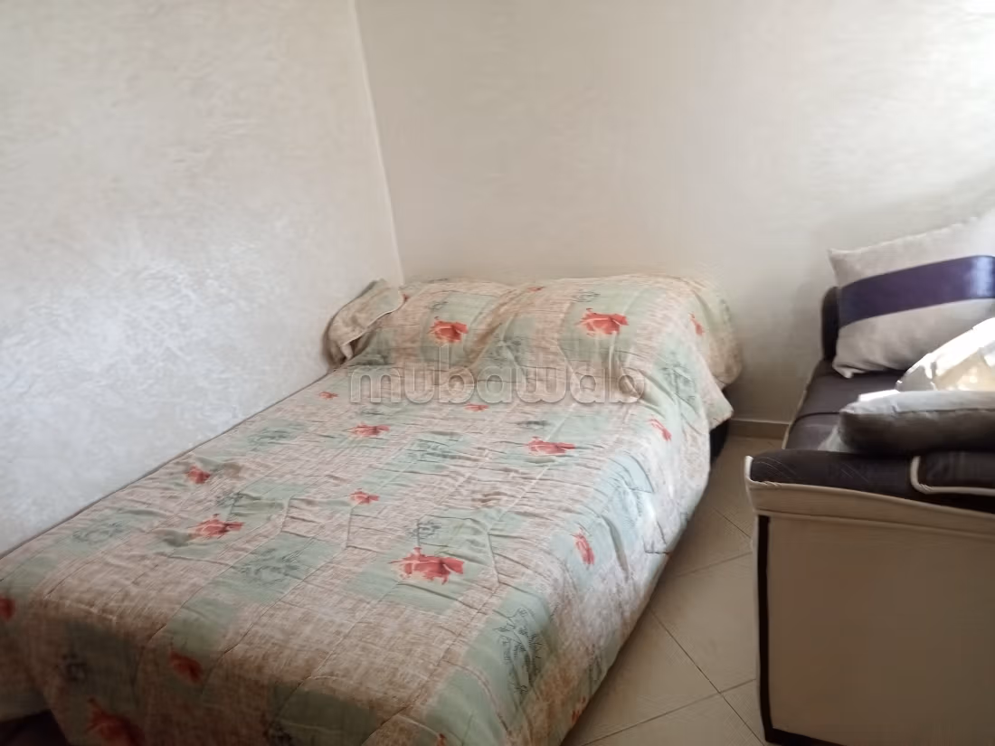 Magnífico piso en alquiler en Hay Mohammadi. 3 hermosas habitaciones. Amueblado