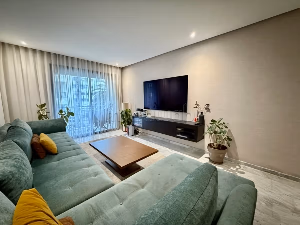 Affitto di uno splendido appartamento a Palmier. 1 bella camera da letto. Ammobiliato