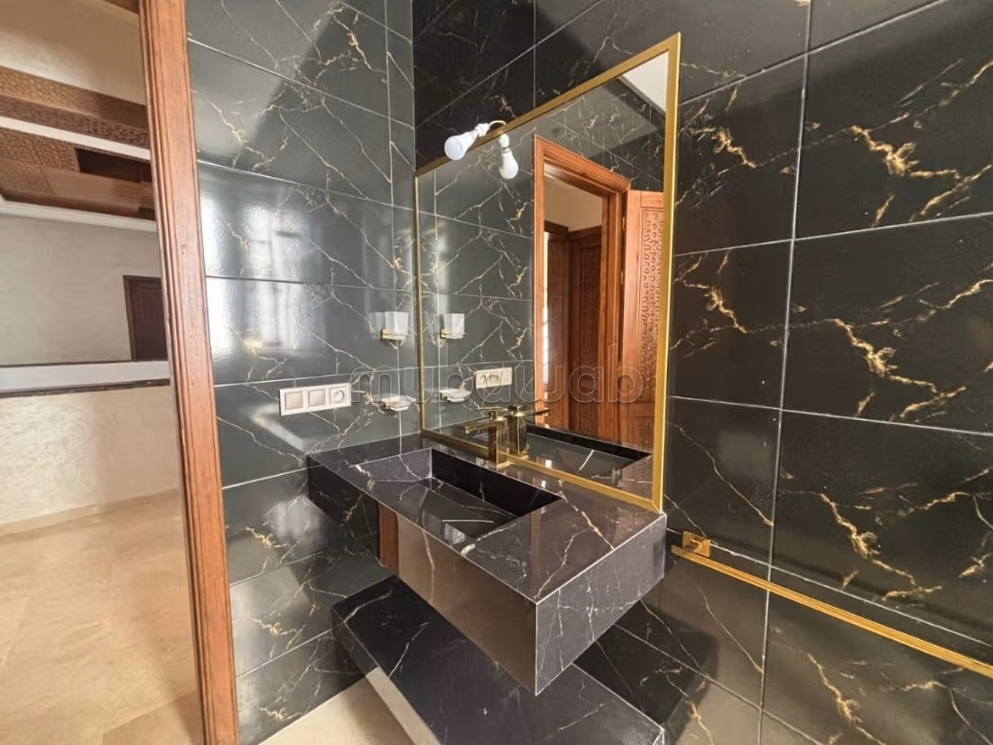 Très belle villa haut standig 5 suites route fes