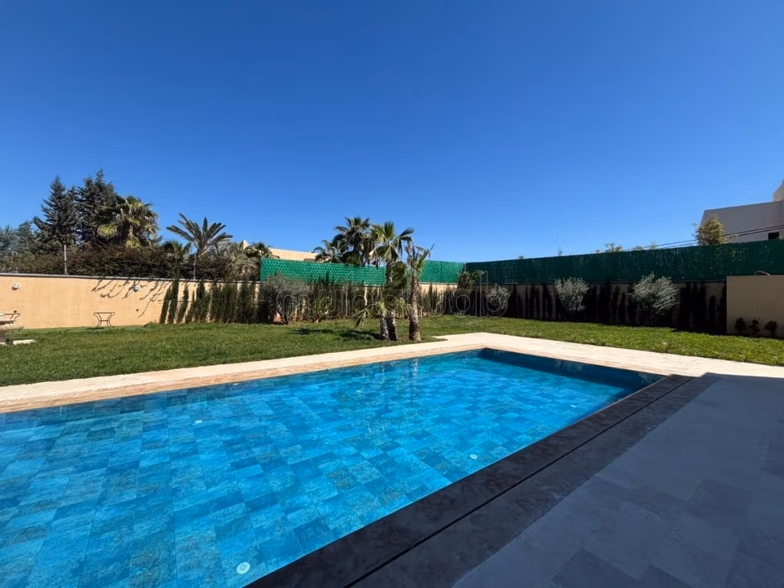 Très belle villa haut standig 5 suites route fes