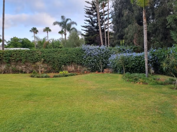 Land to buy in Souissi. Small area 1806 m²