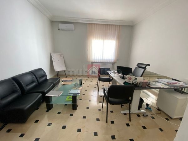 Villa à louer au Lac 1 à usage bureautique