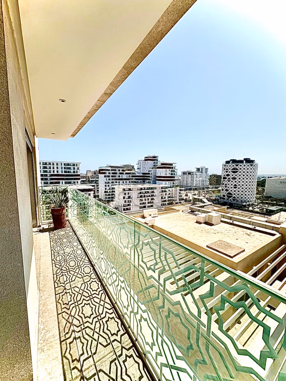 Cfc magnifique apt 2ch jolie terrasse