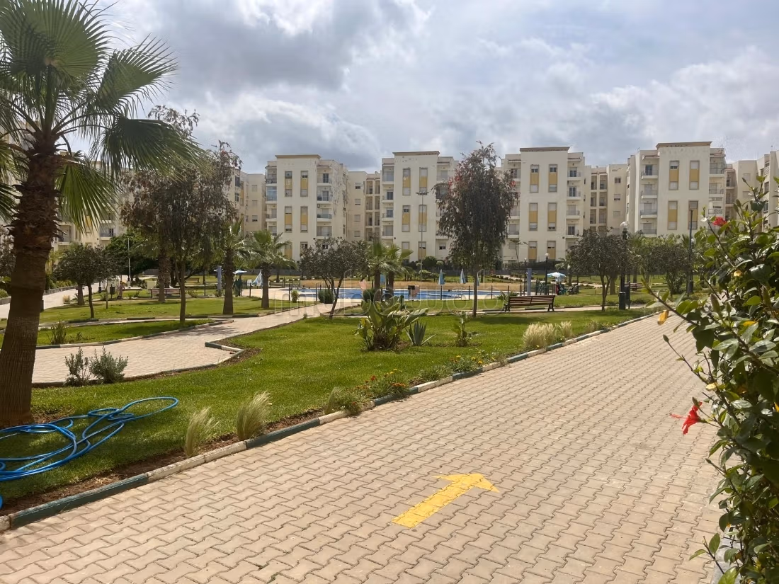 Duplex Élégant Jardin Privatif Résidence Sécurisée