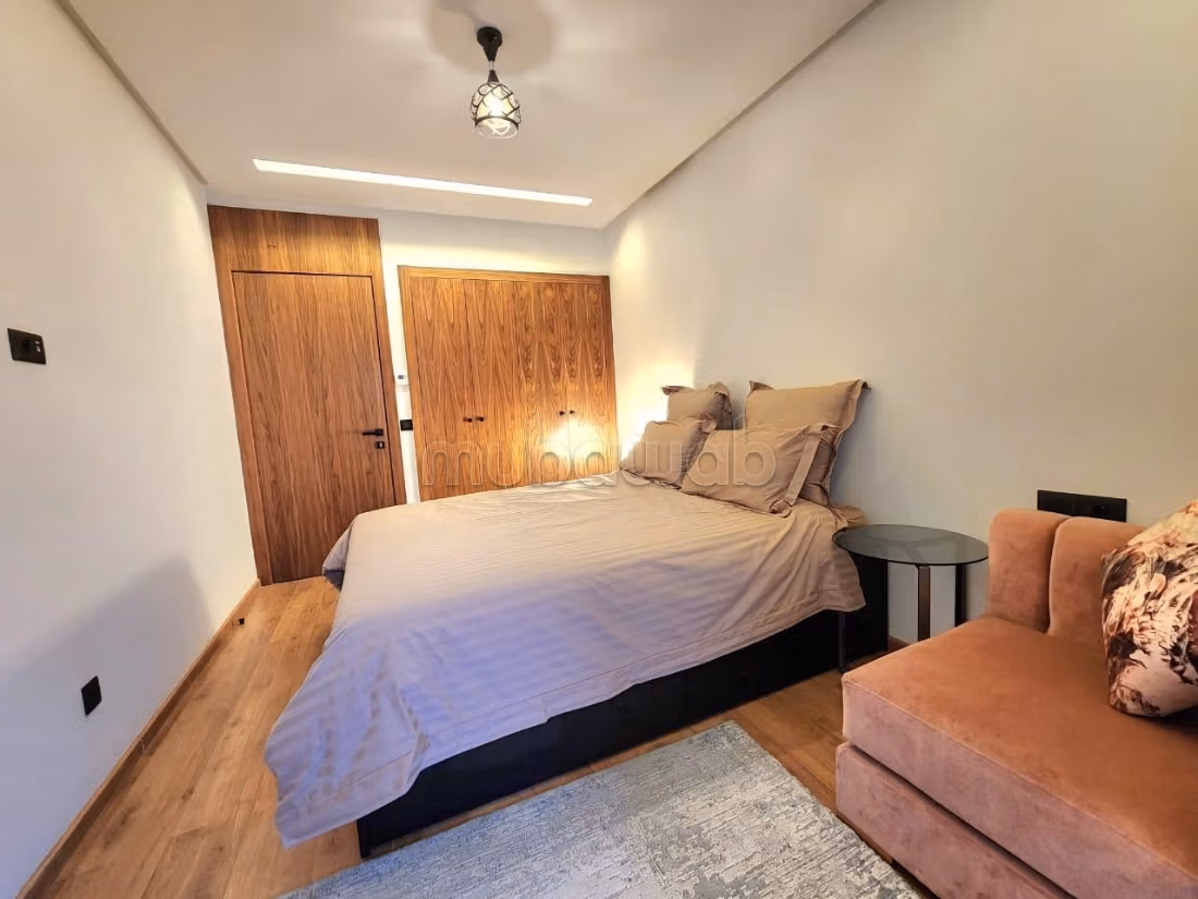 Casa Finance City joli STUDIO — 3