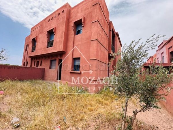 Magnífica villa en venta en Route de Ouarzazate. 5 habitaciones. Terraza