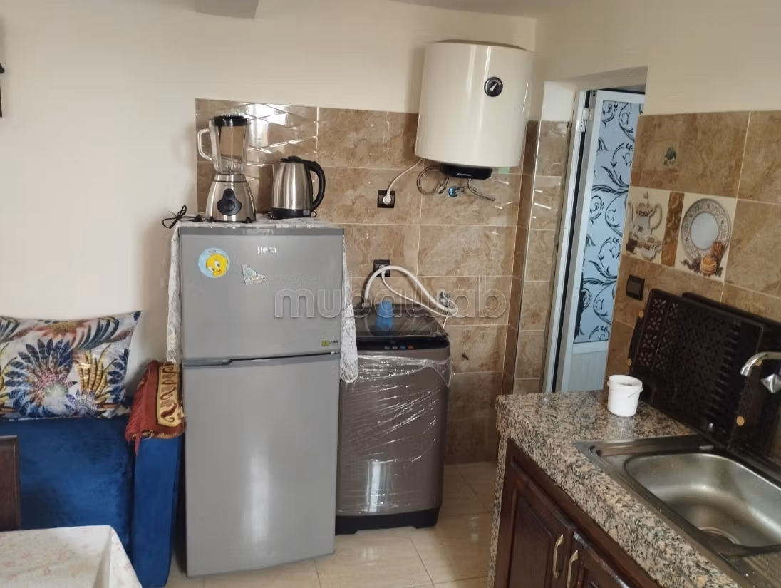 Camera disponibile da affittare a Al Kouass. 1 locale. Arredato