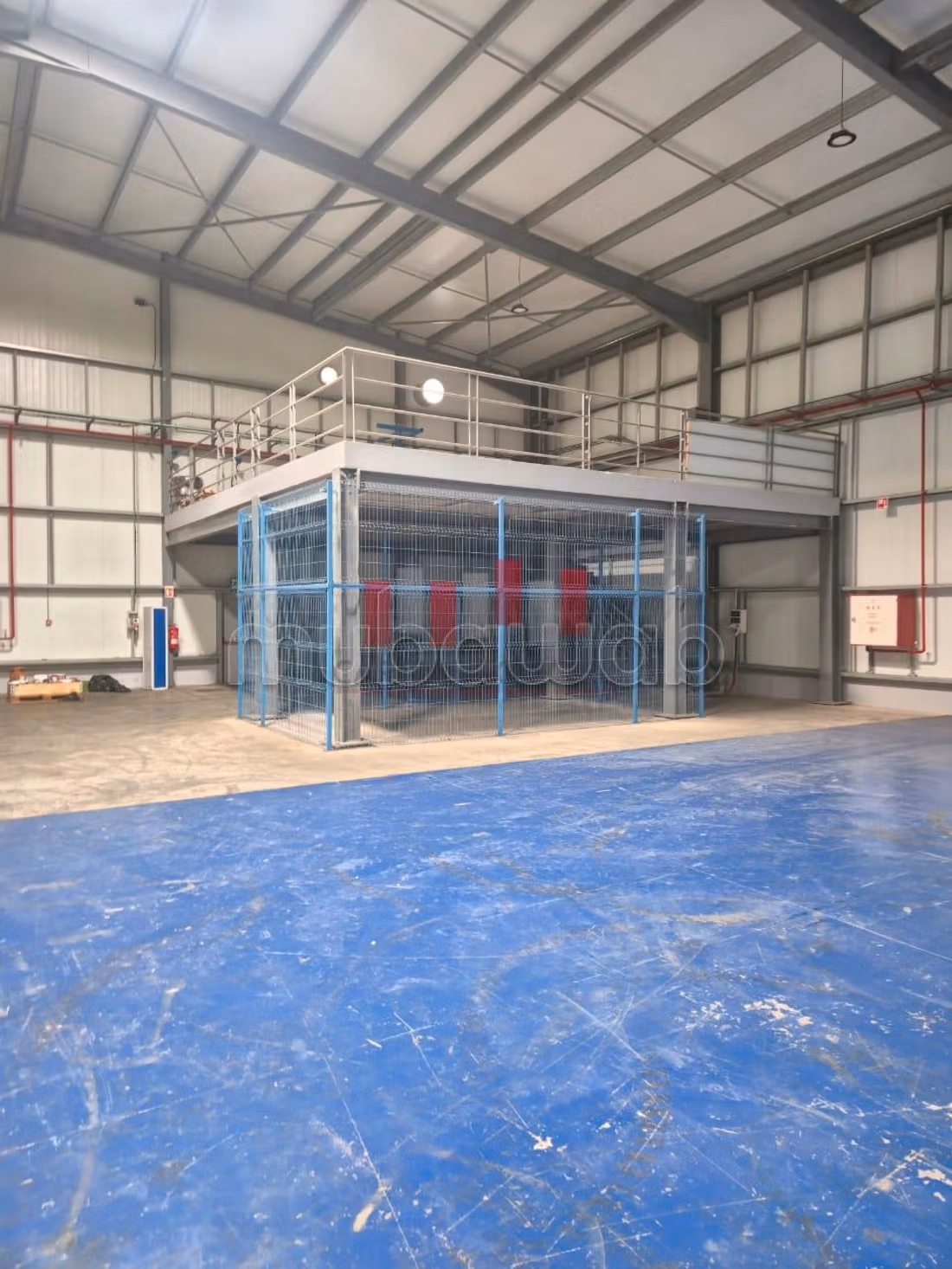 Affitta il locale commerciale perfetto per te. Superficie di 5000 m²